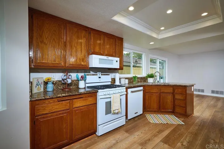 7960 Calle Madrid, Carlsbad, California 92009