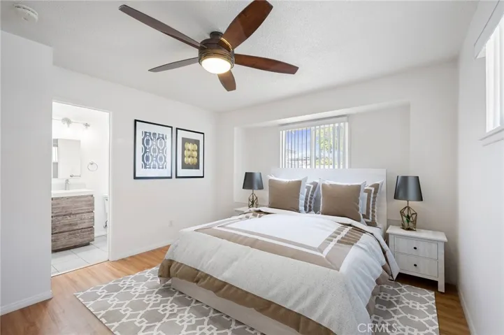 Virtual staging - room for king-sized bed