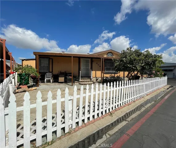 306 Crown Lane 147, Santa Ana, California 92704