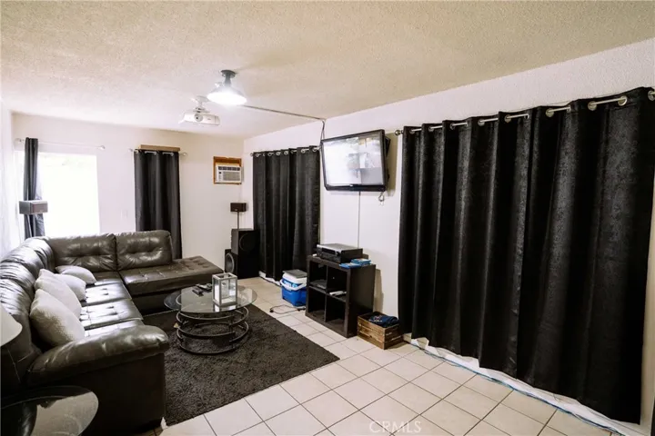 1473 Valaria Drive, Highland, California 92346