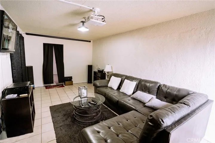 1473 Valaria Drive, Highland, California 92346