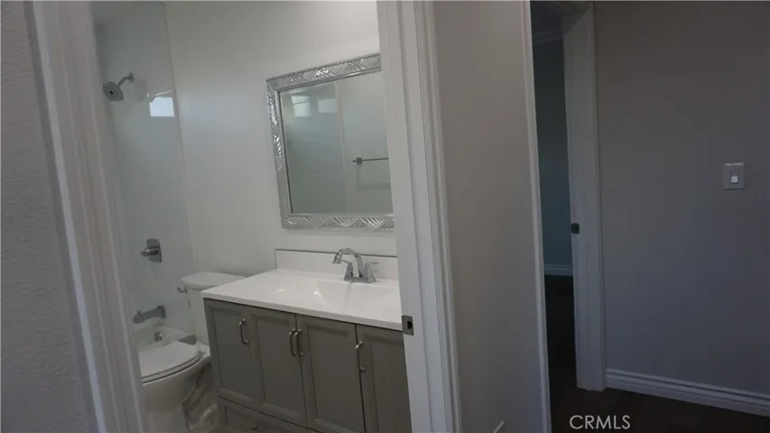 1522 S Duncan Avenue B, Commerce, California 90040