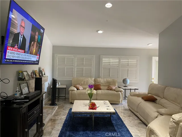 14786 Shadow Drive, Fontana, California 92337