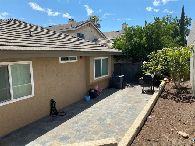 14786 Shadow Drive, Fontana, California 92337