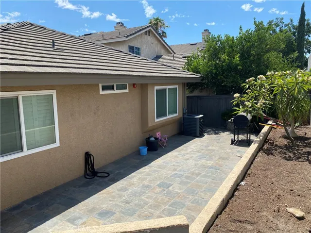 14786 Shadow Drive, Fontana, California 92337