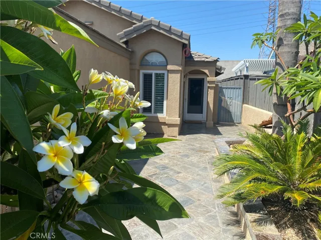 14786 Shadow Drive, Fontana, California 92337