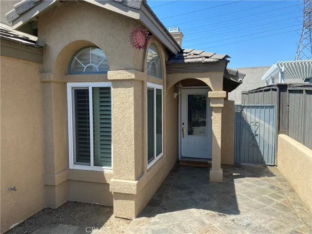 14786 Shadow Drive, Fontana, California 92337