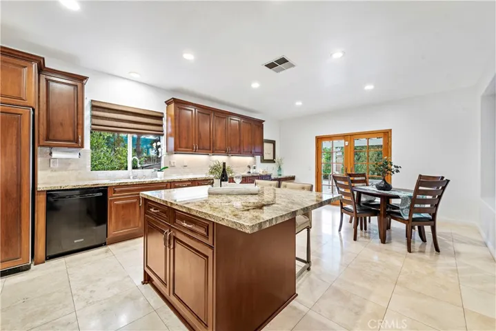 8749 Sunbird Avenue, Fountain Valley, California 92708