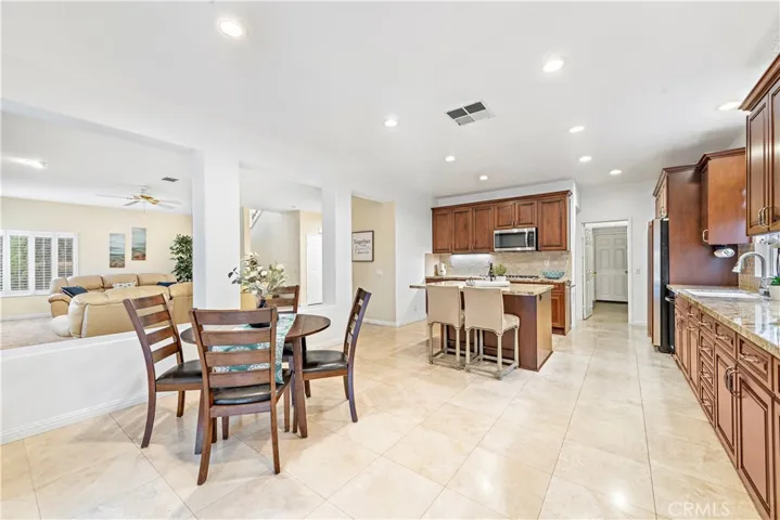 8749 Sunbird Avenue, Fountain Valley, California 92708