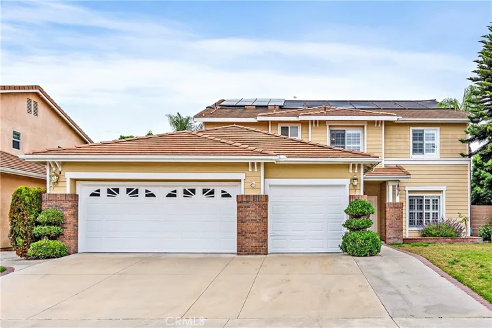 8749 Sunbird Avenue, Fountain Valley, California 92708