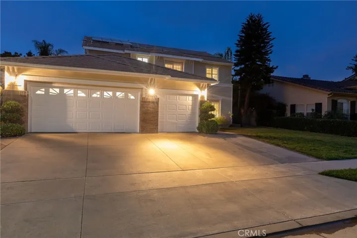 8749 Sunbird Avenue, Fountain Valley, California 92708
