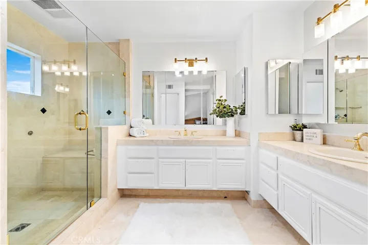 8749 Sunbird Avenue, Fountain Valley, California 92708