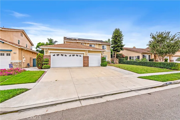 8749 Sunbird Avenue, Fountain Valley, California 92708