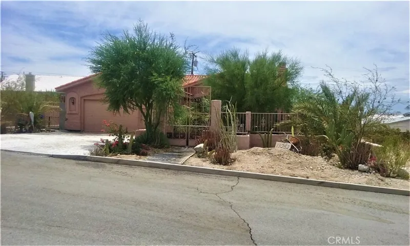 13252 Agua Cayendo Road, Desert Hot Springs, California 92240