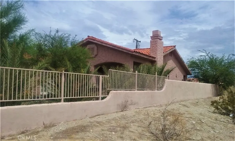 13252 Agua Cayendo Road, Desert Hot Springs, California 92240