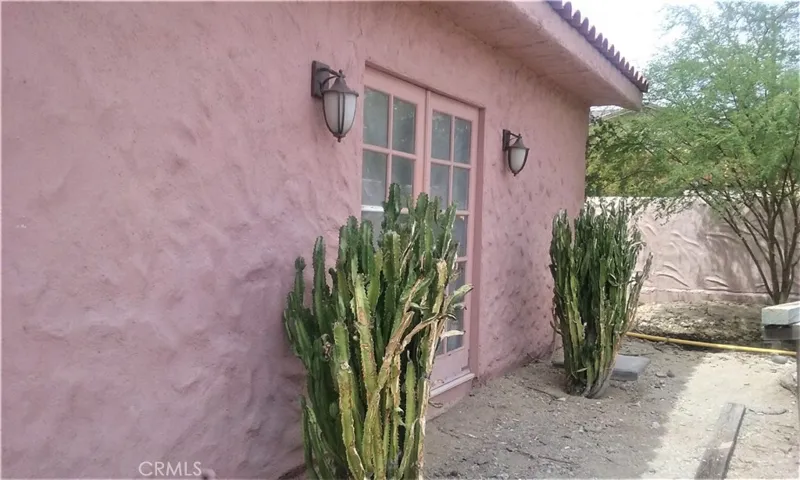 13252 Agua Cayendo Road, Desert Hot Springs, California 92240