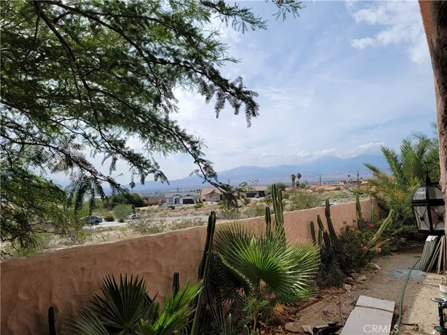 13252 Agua Cayendo Road, Desert Hot Springs, California 92240