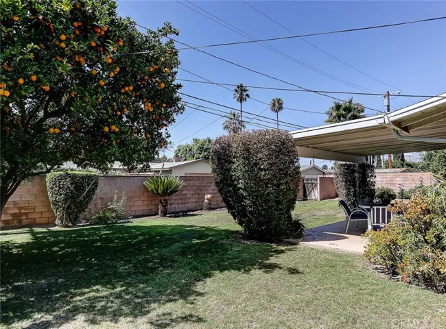 8829 Quakertown Avenue, Northridge, California 91324