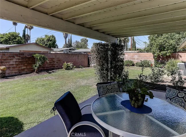 8829 Quakertown Avenue, Northridge, California 91324