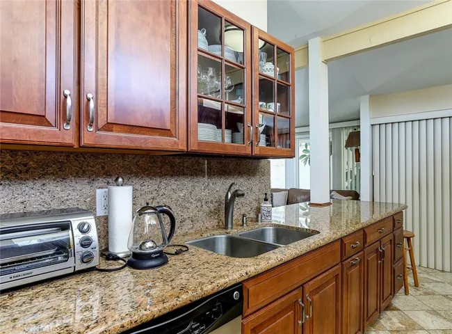 8829 Quakertown Avenue, Northridge, California 91324