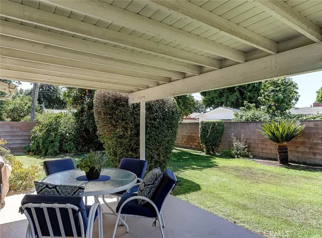 8829 Quakertown Avenue, Northridge, California 91324