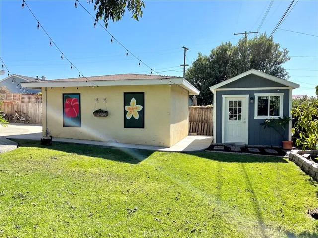 Shed/Office with A/C