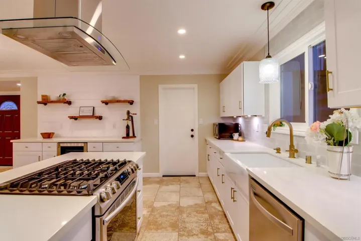 6712 Golfcrest Dr, San Diego, California 92119