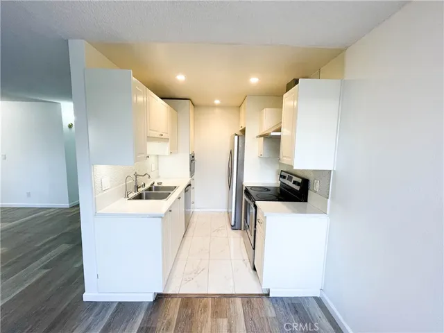 320 S Ardmore Avenue 231, County – Los Angeles, California 90020