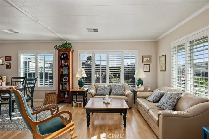 Plantation shutters