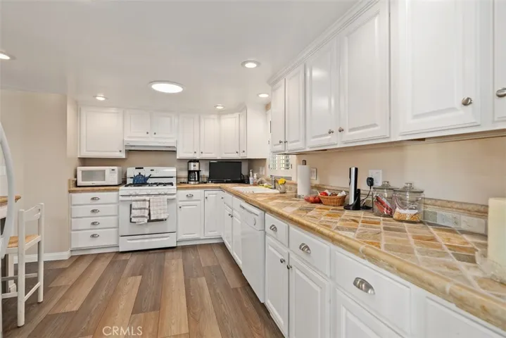 Lots of Kitchen storage and a Gas Stove