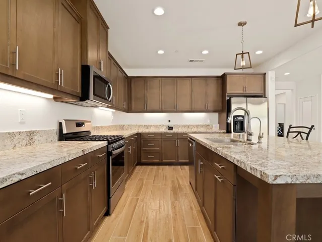 18341 Cachet Way, Saugus, California 91350