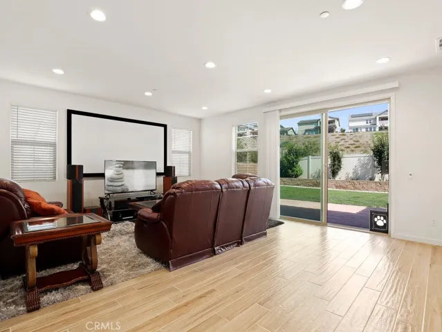 18341 Cachet Way, Saugus, California 91350