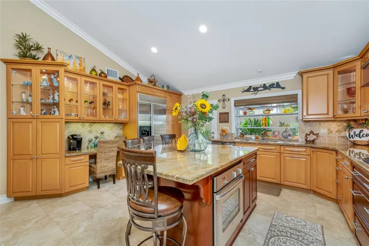 1724 N. Bates Circle, Anaheim, California 92806