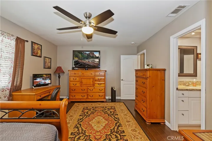 2626 Pegasus Way, Pinon Hills, California 92372