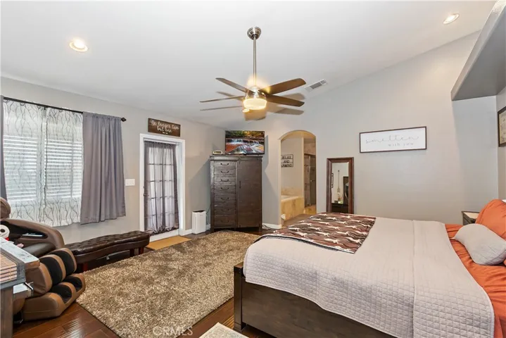 2626 Pegasus Way, Pinon Hills, California 92372