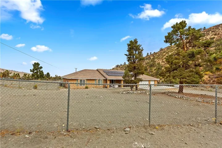 2626 Pegasus Way, Pinon Hills, California 92372
