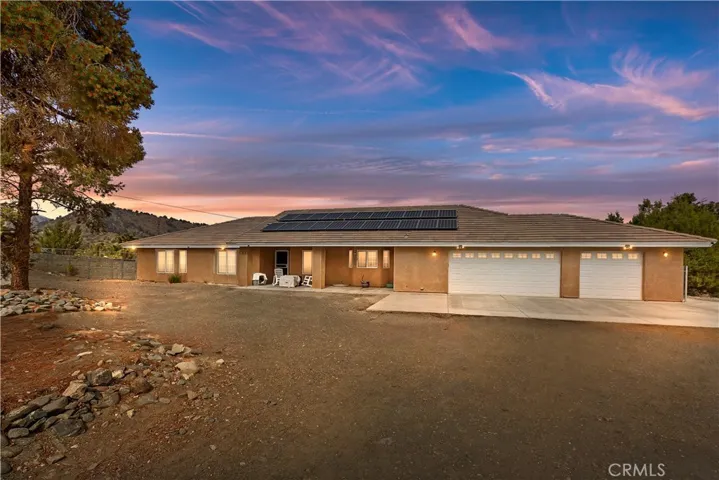 2626 Pegasus Way, Pinon Hills, California 92372