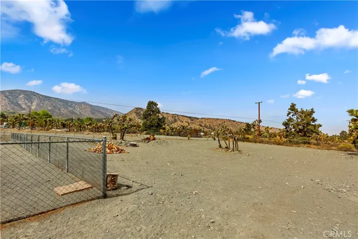 2626 Pegasus Way, Pinon Hills, California 92372