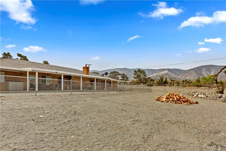 2626 Pegasus Way, Pinon Hills, California 92372