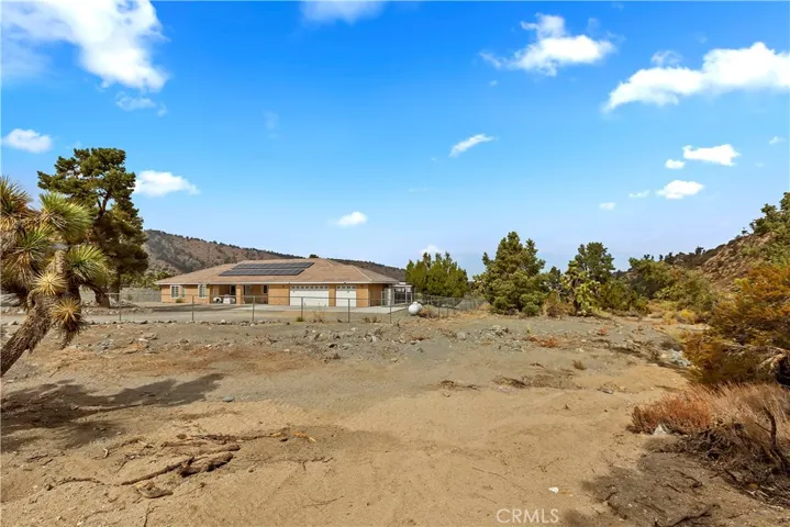 2626 Pegasus Way, Pinon Hills, California 92372