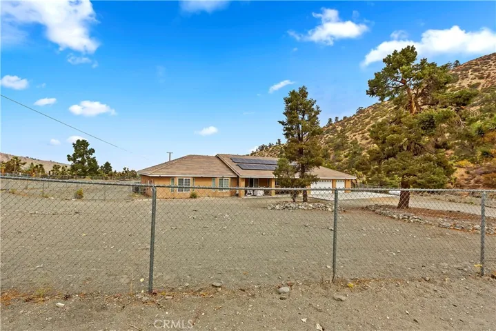 2626 Pegasus Way, Pinon Hills, California 92372