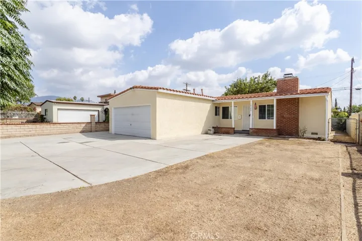 14384 Sayre Street, Sylmar, California 91342