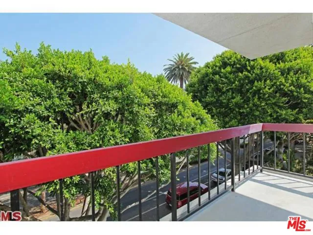 124 Idaho Avenue 302, Santa Monica, California 90403