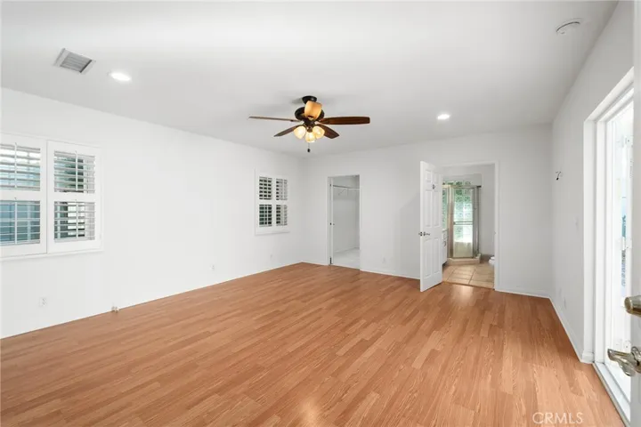 22130 Costanso St, Woodland Hills, California 91364