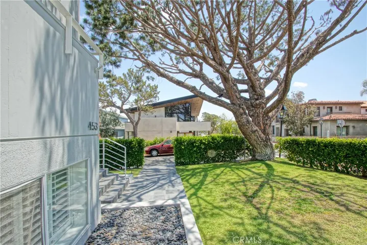 453 Marine Avenue, Manhattan Beach, California 90266