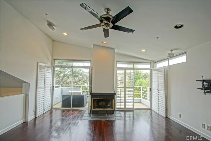 453 Marine Avenue, Manhattan Beach, California 90266