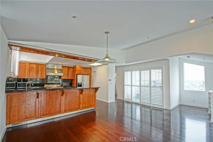 453 Marine Avenue, Manhattan Beach, California 90266