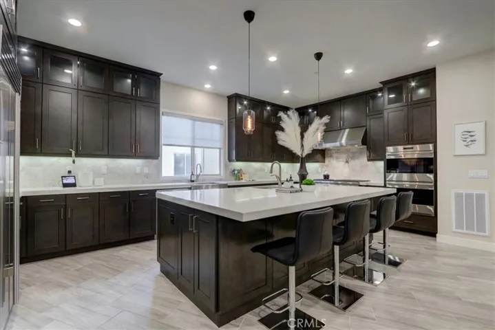118 Catalyst, Irvine, California 92618