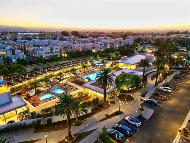 118 Catalyst, Irvine, California 92618
