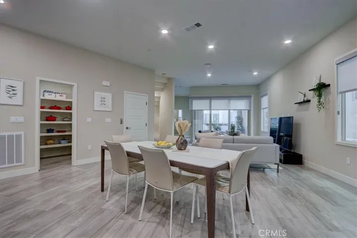 118 Catalyst, Irvine, California 92618
